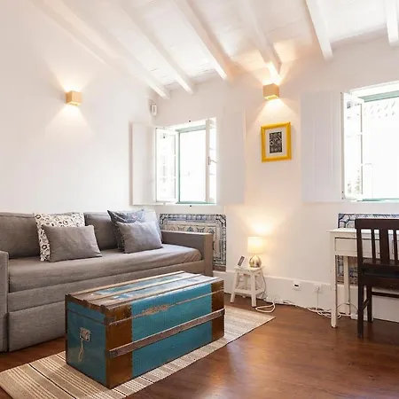 Principe Real Swoonworthy, Pristine, 1BR Cottage-3